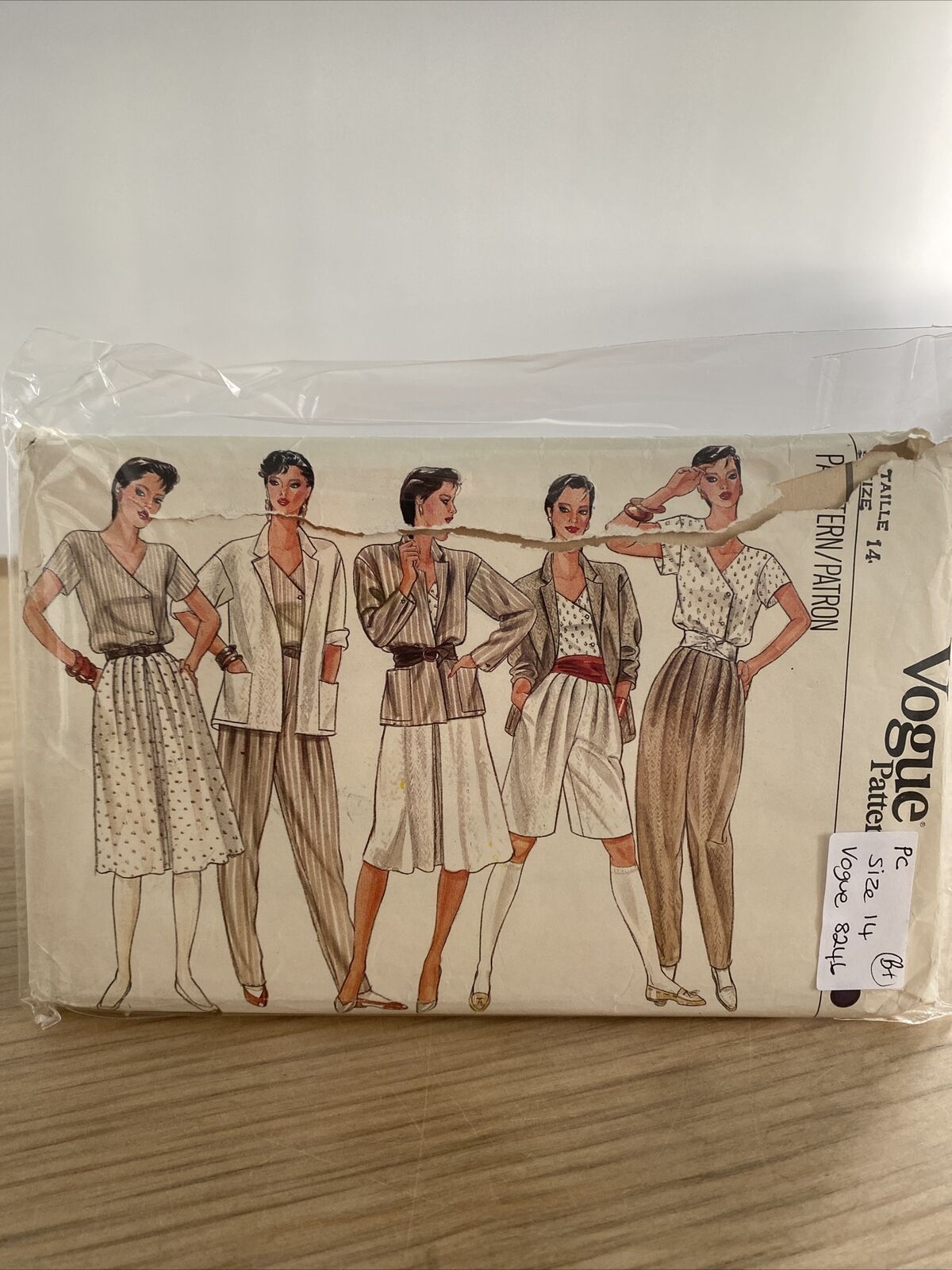 Vogue 8246 Womens Size 14 Jacket Skirt Trousers Shorts Top