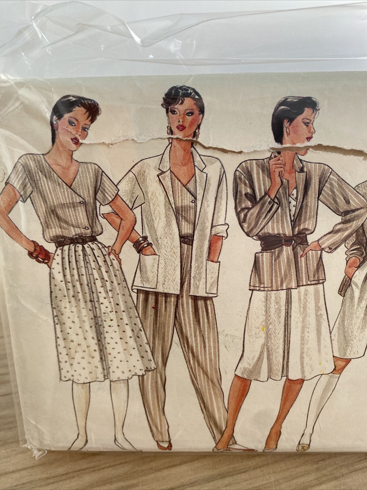 Vogue 8246 Womens Size 14 Jacket Skirt Trousers Shorts Top