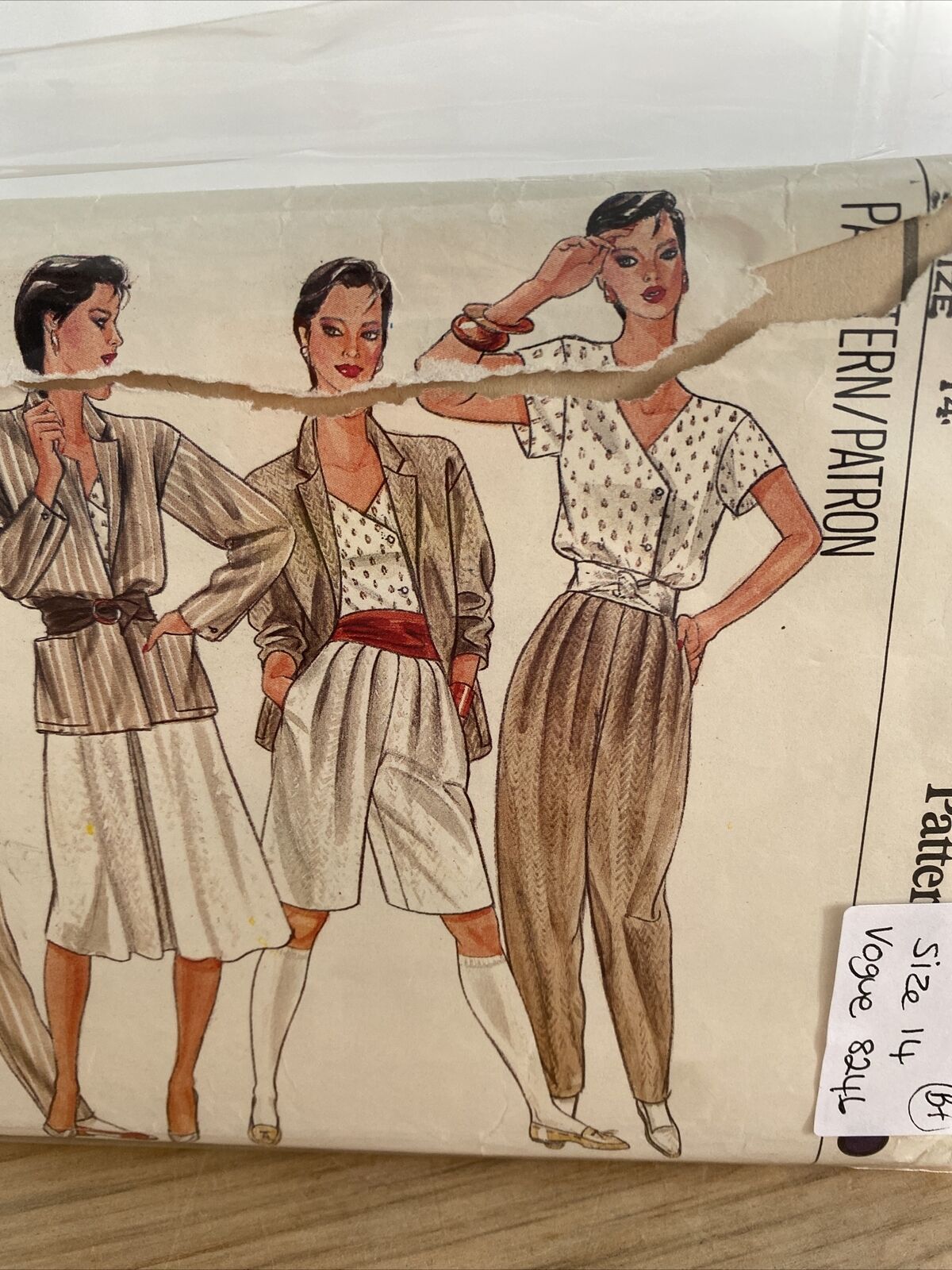 Vogue 8246 Womens Size 14 Jacket Skirt Trousers Shorts Top