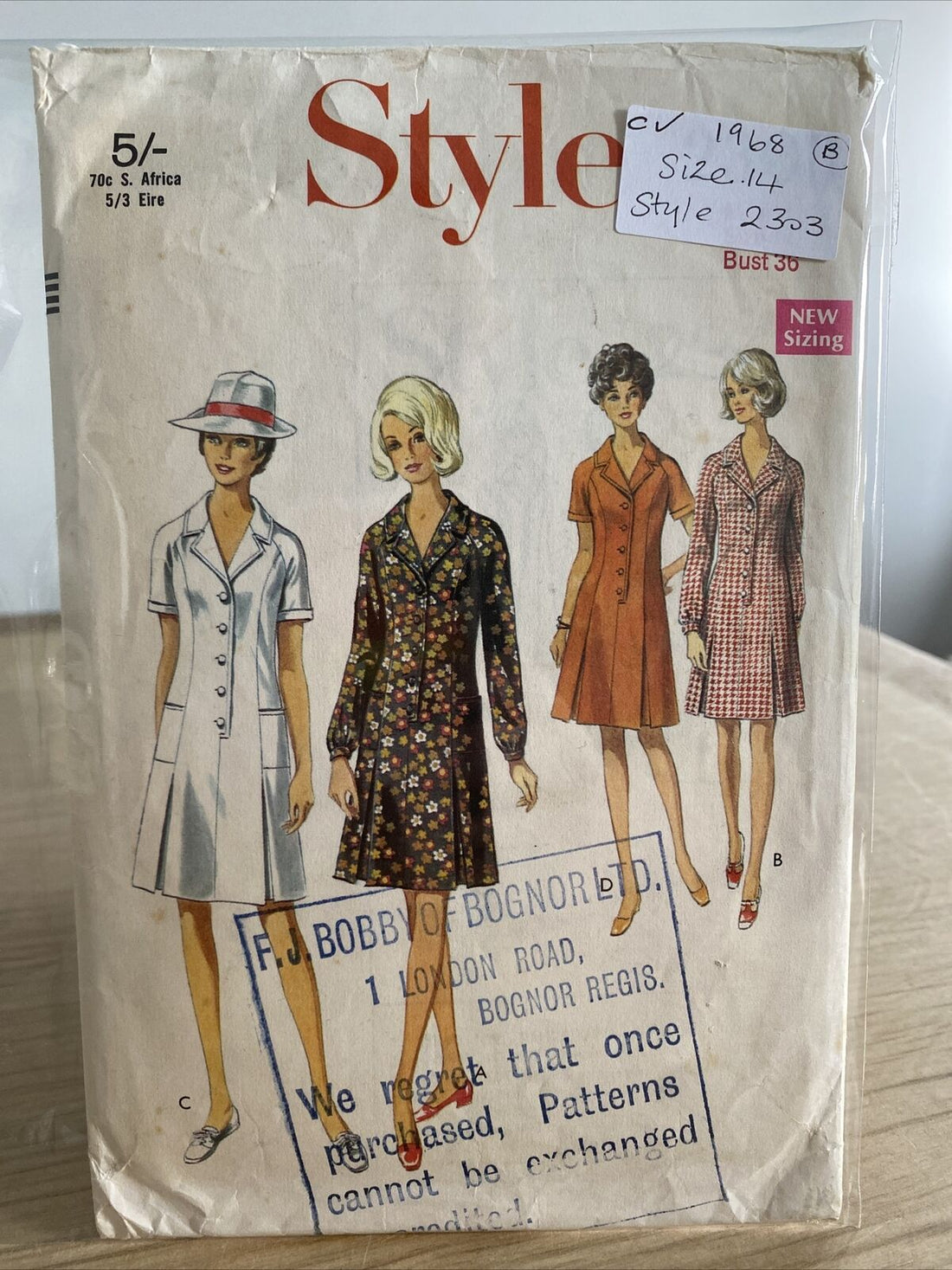 Style 2303 Womens Size 14 Dress