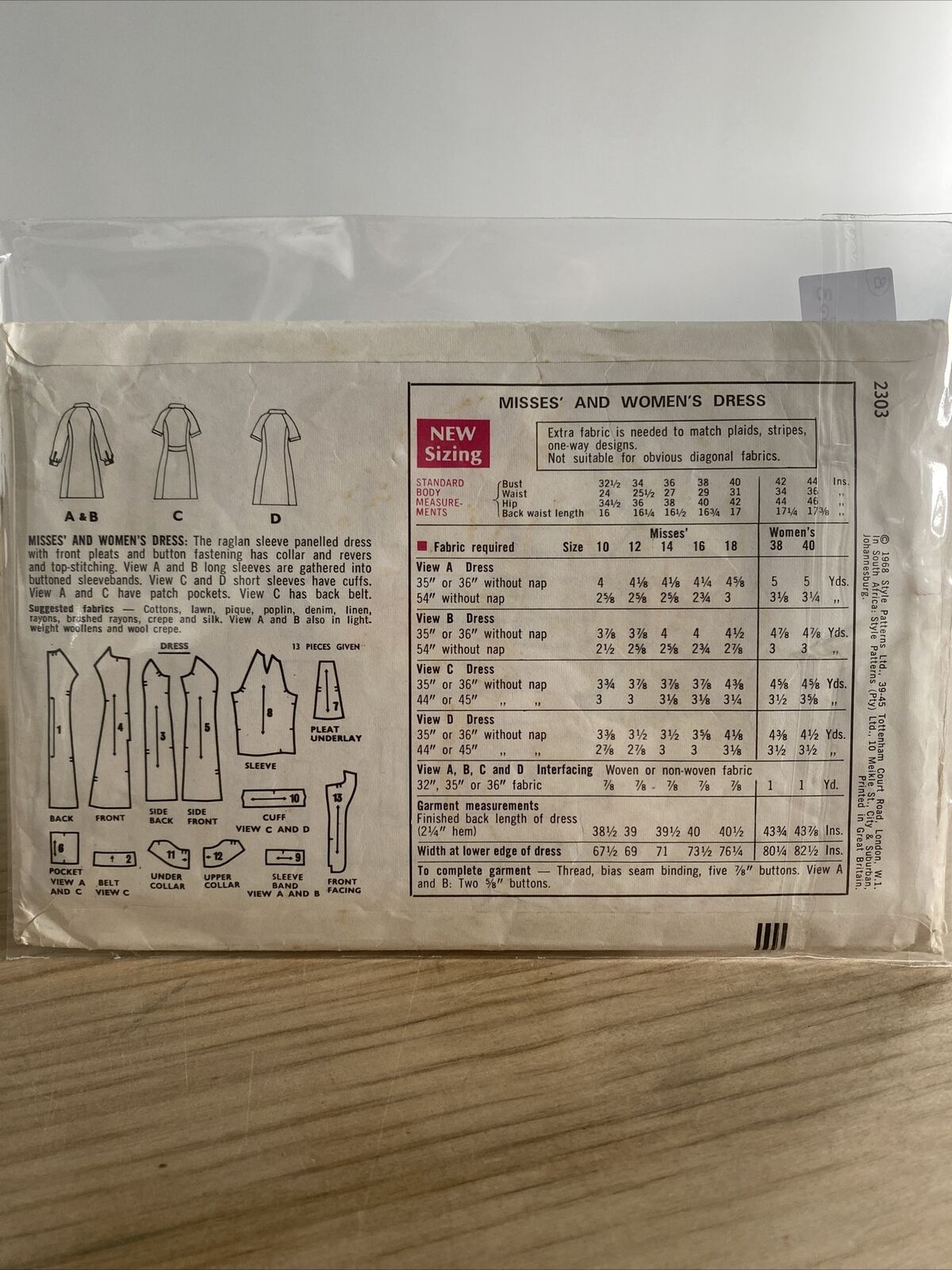 Style 2303 Womens Size 14 Dress