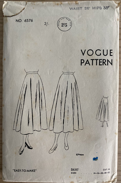 Vogue 6576 Womens Waist 26” Skirt