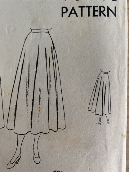 Vogue 6576 Womens Waist 26” Skirt