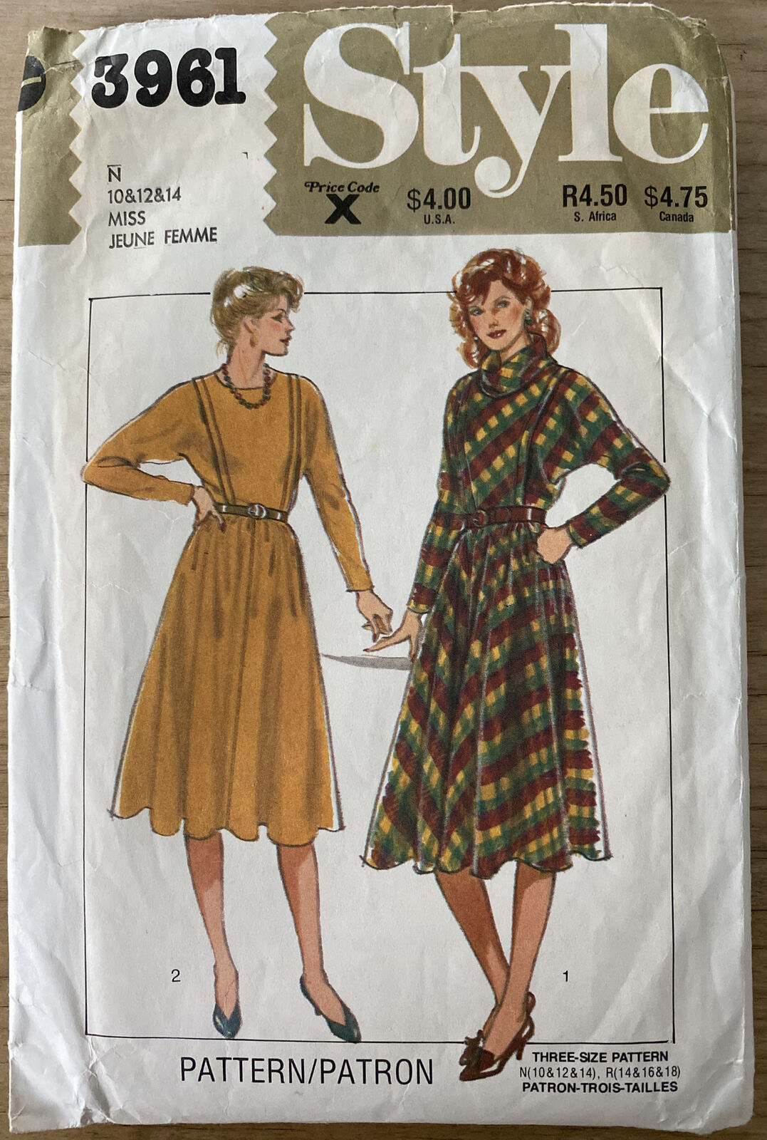 Style 3961 Womens Size 10-14 Dress