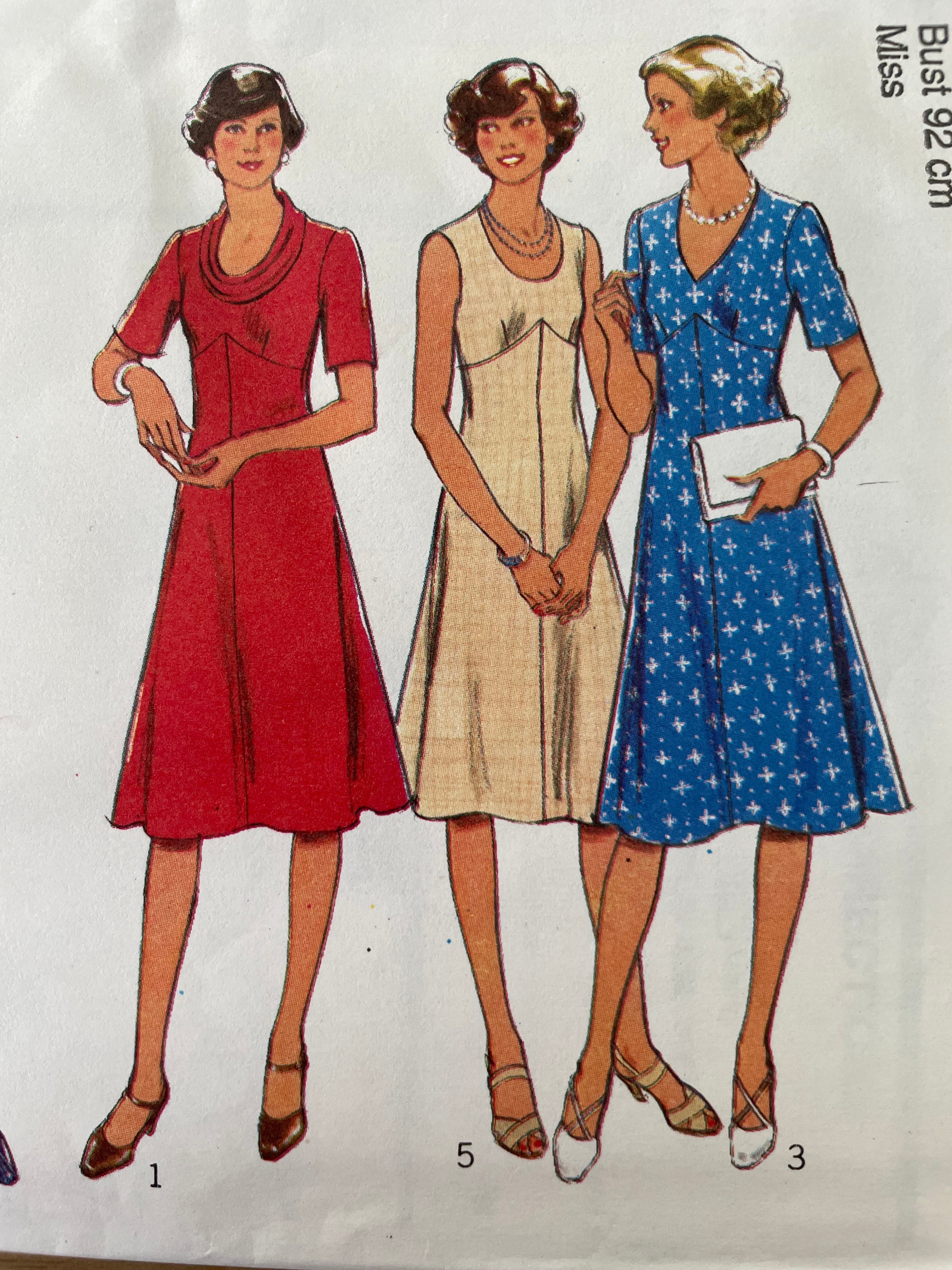 Style 1922 Womens Size 14 Dress