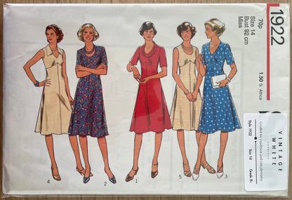 Style 1922 Womens Size 14 Dress