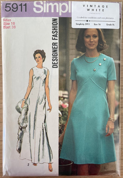 Simplicity 5911 Womens Size 16 Dress