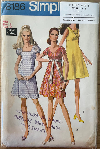 Simplicity 8186  Womens Size 16 Dress