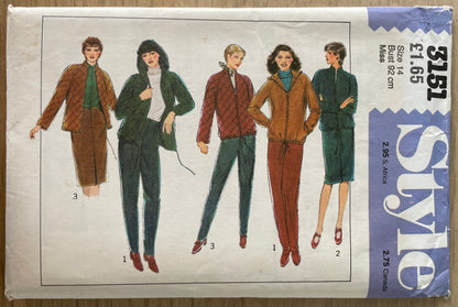 Style 3151 Womens Size 14 Jacket Trousers Skirt