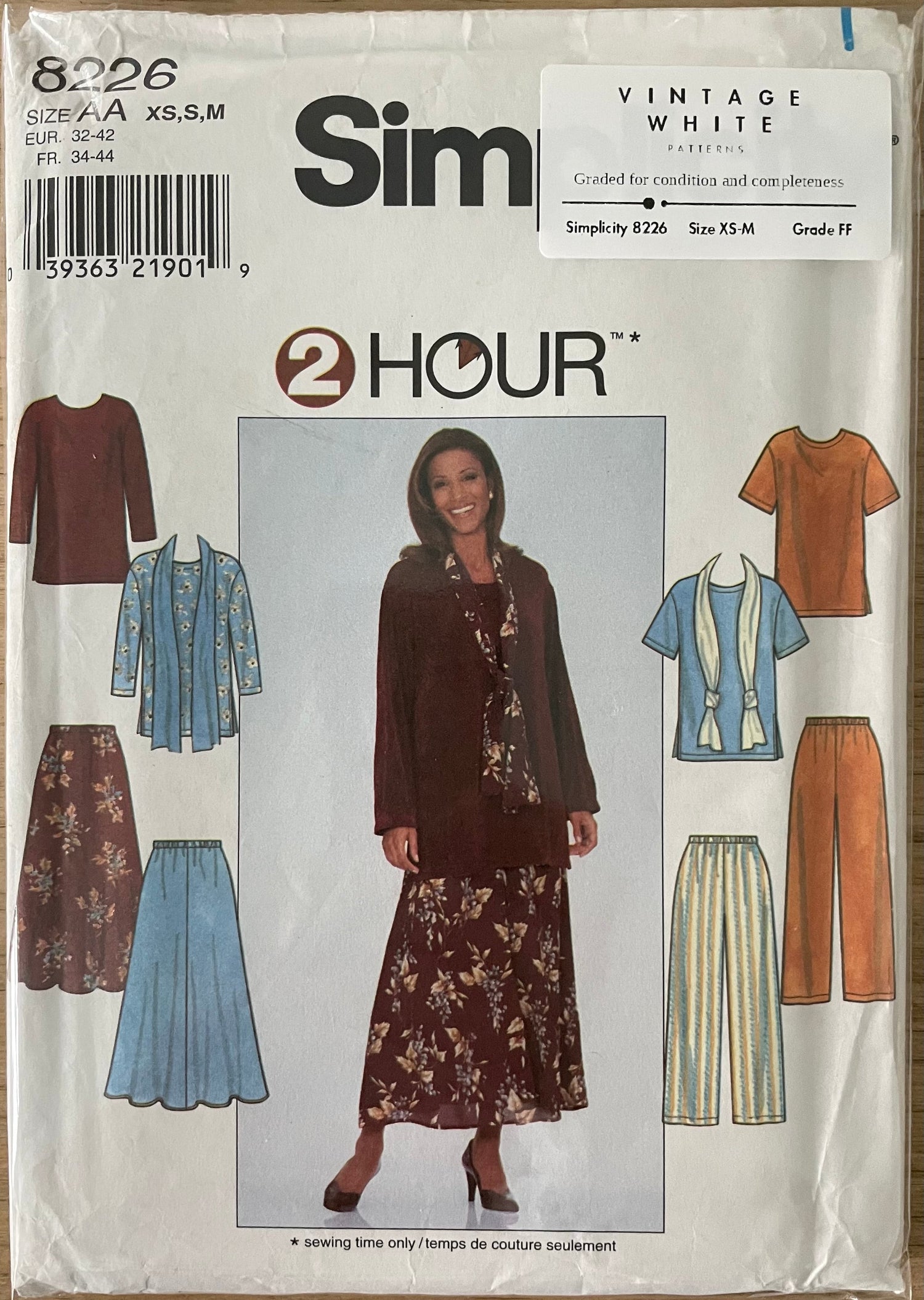 Simplicity 8226 Womens Size XS-M Top Skirt Trousers Scarf FF