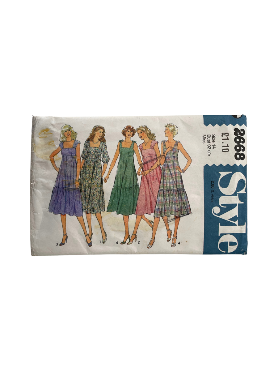 Style 2668 Womens Size 14 Dress FF