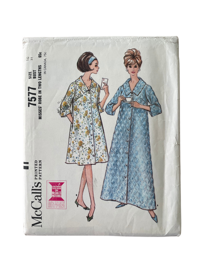 McCalls 7577 Womens Size 10 Dressing Gown Robe