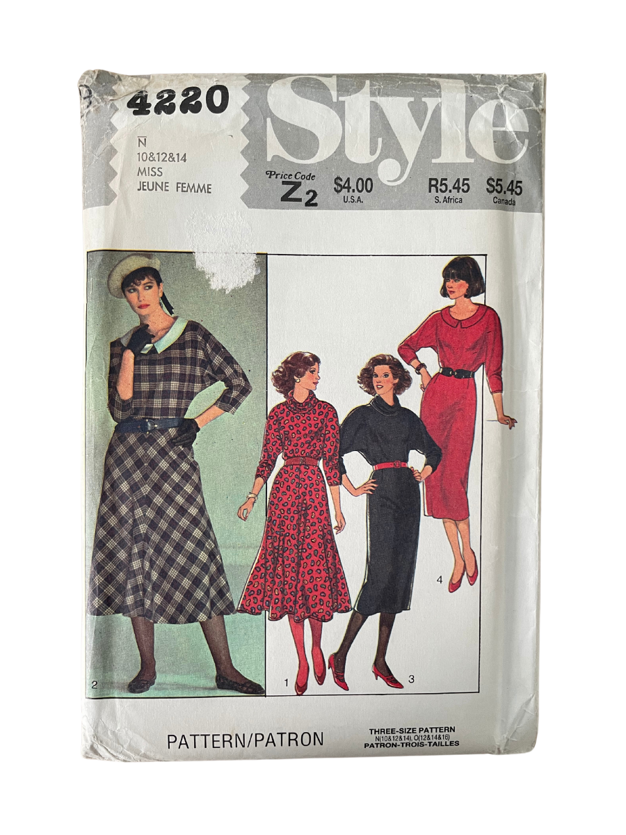 Style 4220 Womens Size 8-12 UK Dress FF