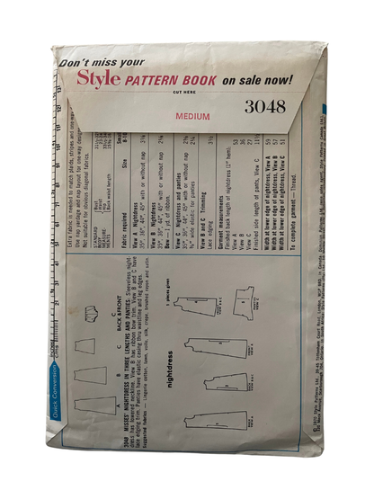 Style 3048 Womens Size M Nightdress Nightwear Nightgown Baby Doll FF