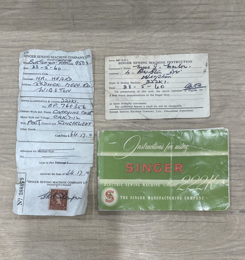 Singer 222k Featherweight Sewing Machine 1959 Red “S”