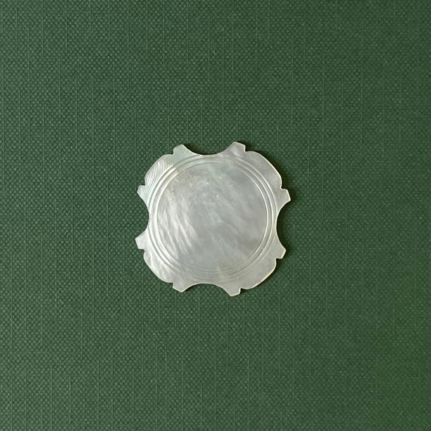 Antique Mother of Pearl Thread Winder – Scalloped Quatrefoil Silk Winder