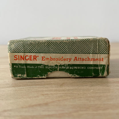 Vintage Singer Embroidery Attachment No. 26538 – Early 20th Century, Original Box