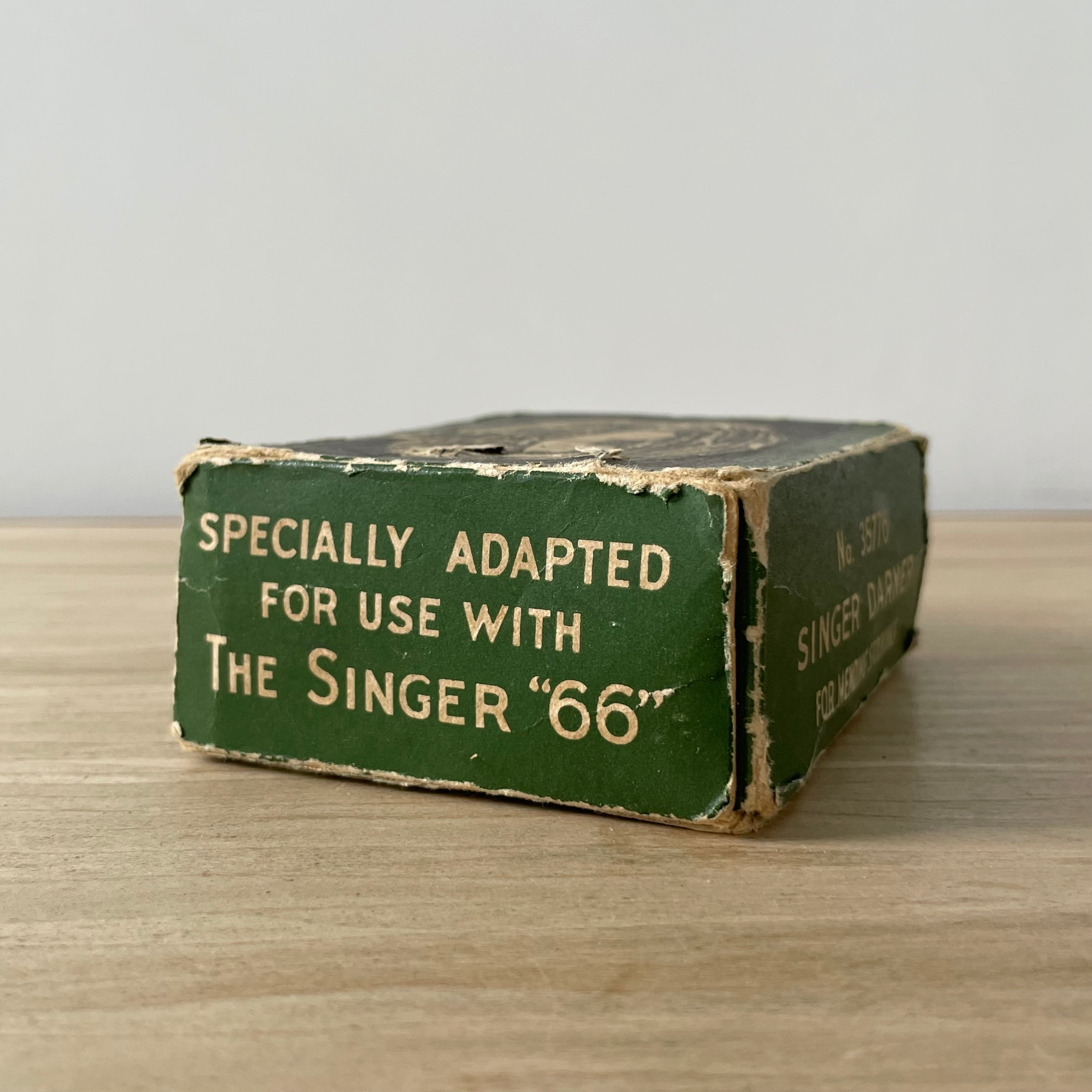 Singer Stocking Darner No. 35776 – Original Boxed Sewing Machine Attachment c. 1910-1925