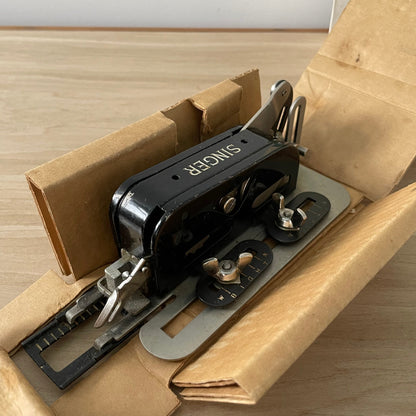 Singer Buttonhole Attachment No. 86662 – Original Box &amp; Instructions – 1950s Vintage