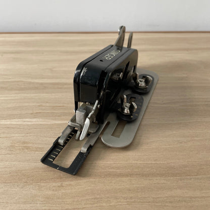 Singer Buttonhole Attachment No. 86662 – Original Box &amp; Instructions – 1950s Vintage