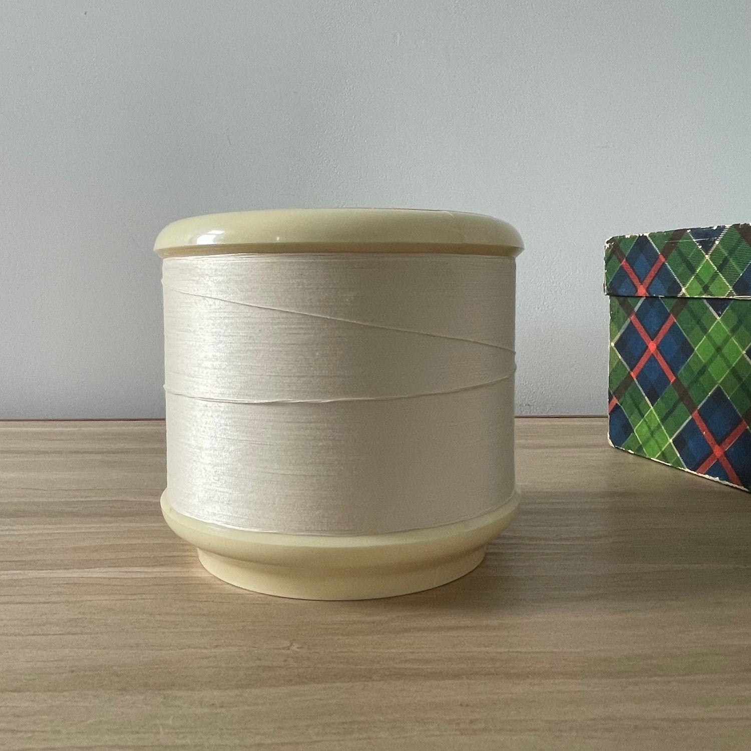 Vintage Coats “Mile Long” Thread in Original Box – White Plastic Reel – c.1950s–60s