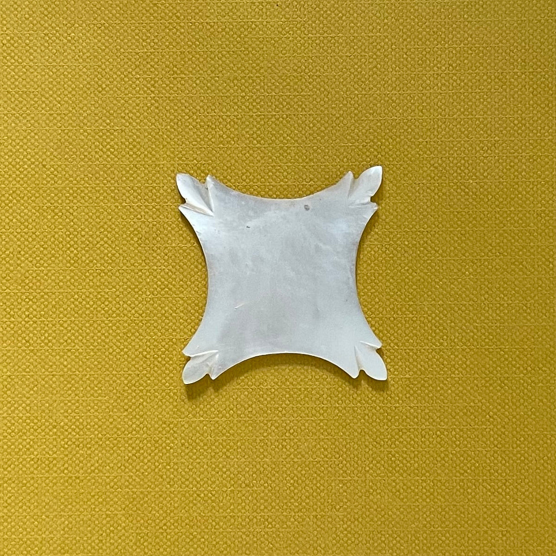 Antique Mother of Pearl Thread Winder – Leaf-Tipped c.1850-1880s