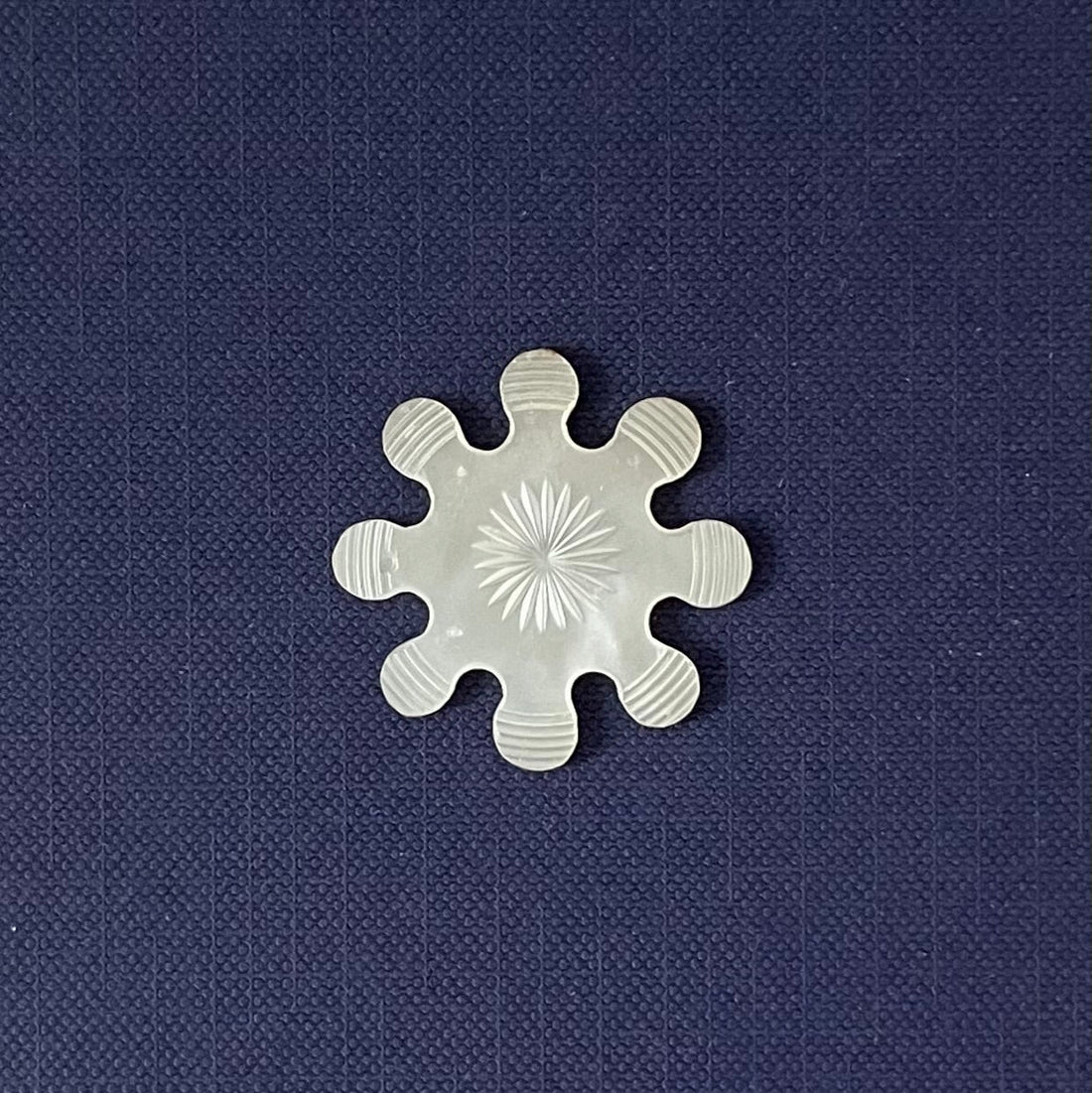 Antique Mother of Pearl Thread Winder – Radiating Sunburst Centre c.1850-1880s