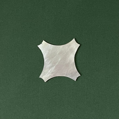 Antique Mother of Pearl Thread Winder – Diamond Form c.1850-80s