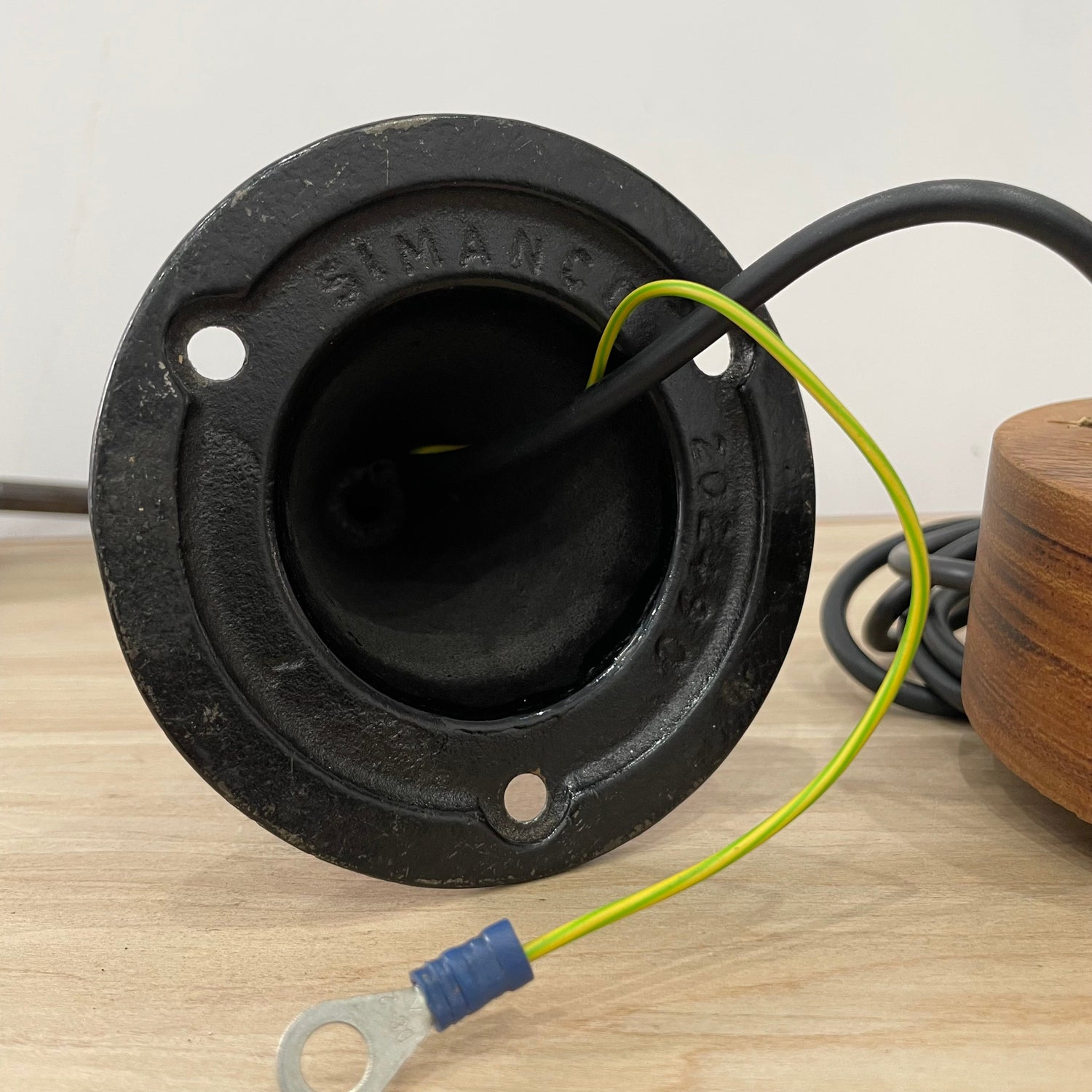 Singer SLF-2 Simanco Lamp – Rewired &amp; Earthed – Working