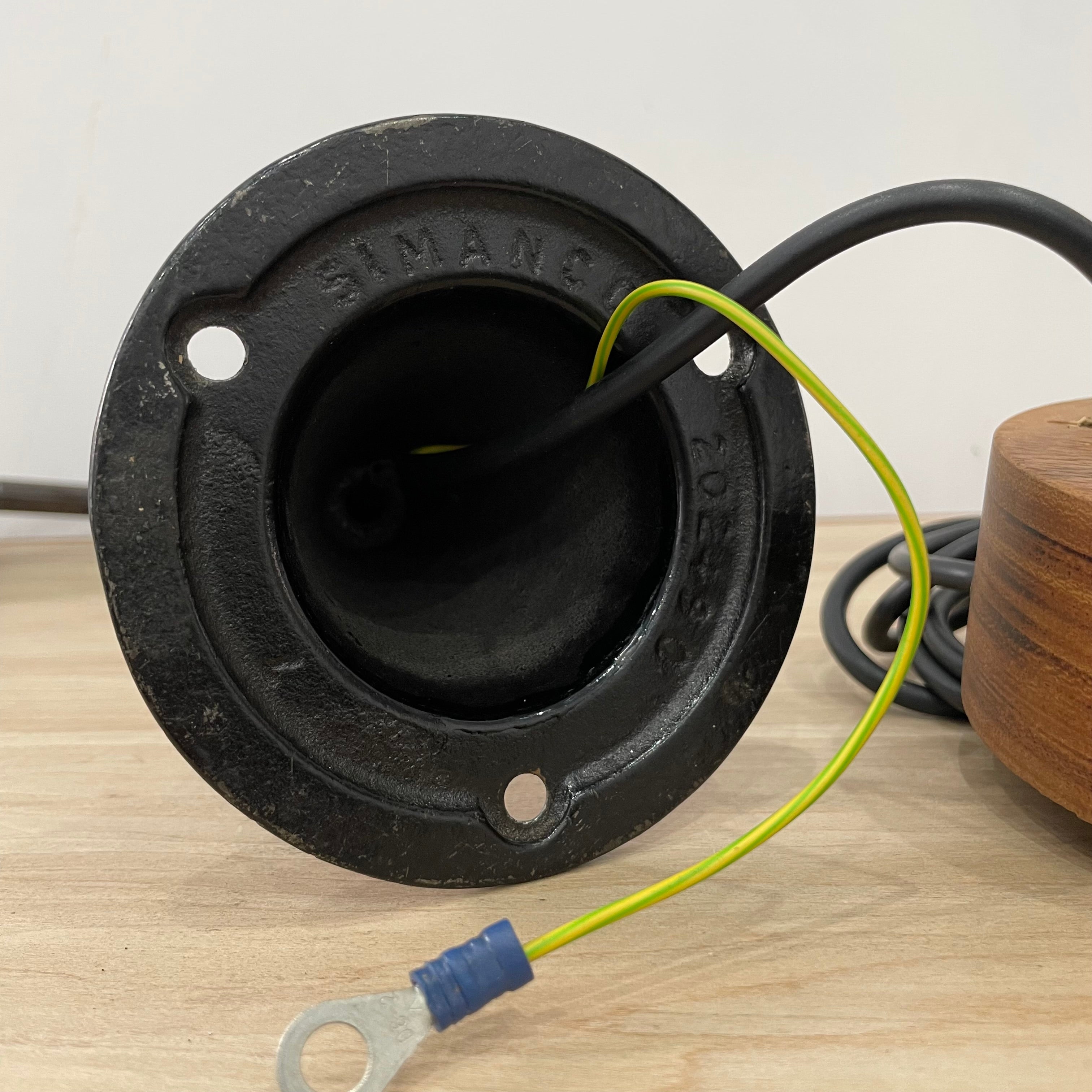 Singer SLF-2 Simanco Lamp – Rewired &amp; Earthed – Working