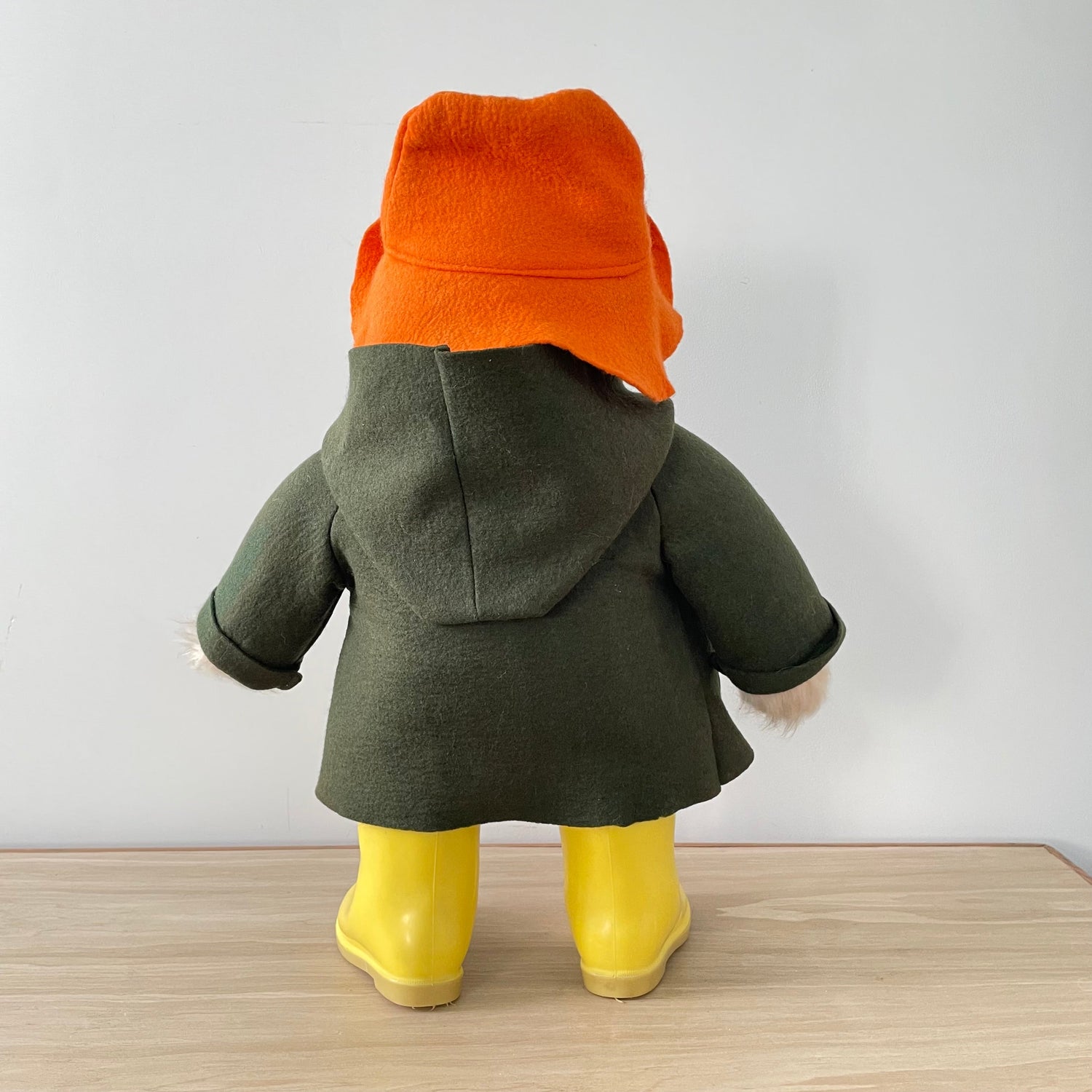 1972 Gabrielle Designs Paddington Bear – Green Duffle Coat, Orange Hat &amp; Yellow Boots – Original Label