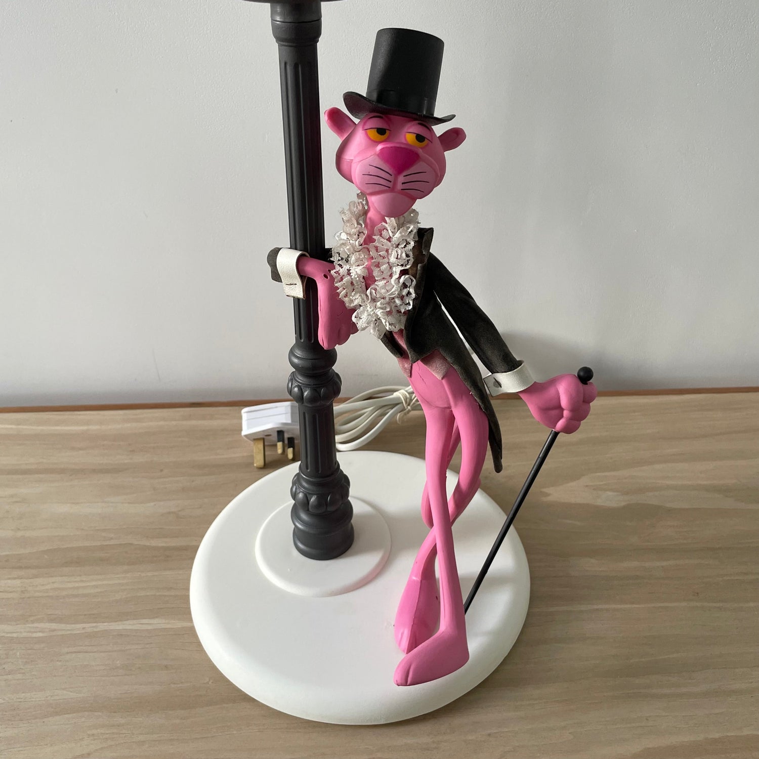 Vintage Italian Pink Panther Table Lamp with Lamppost – 1970s Retro