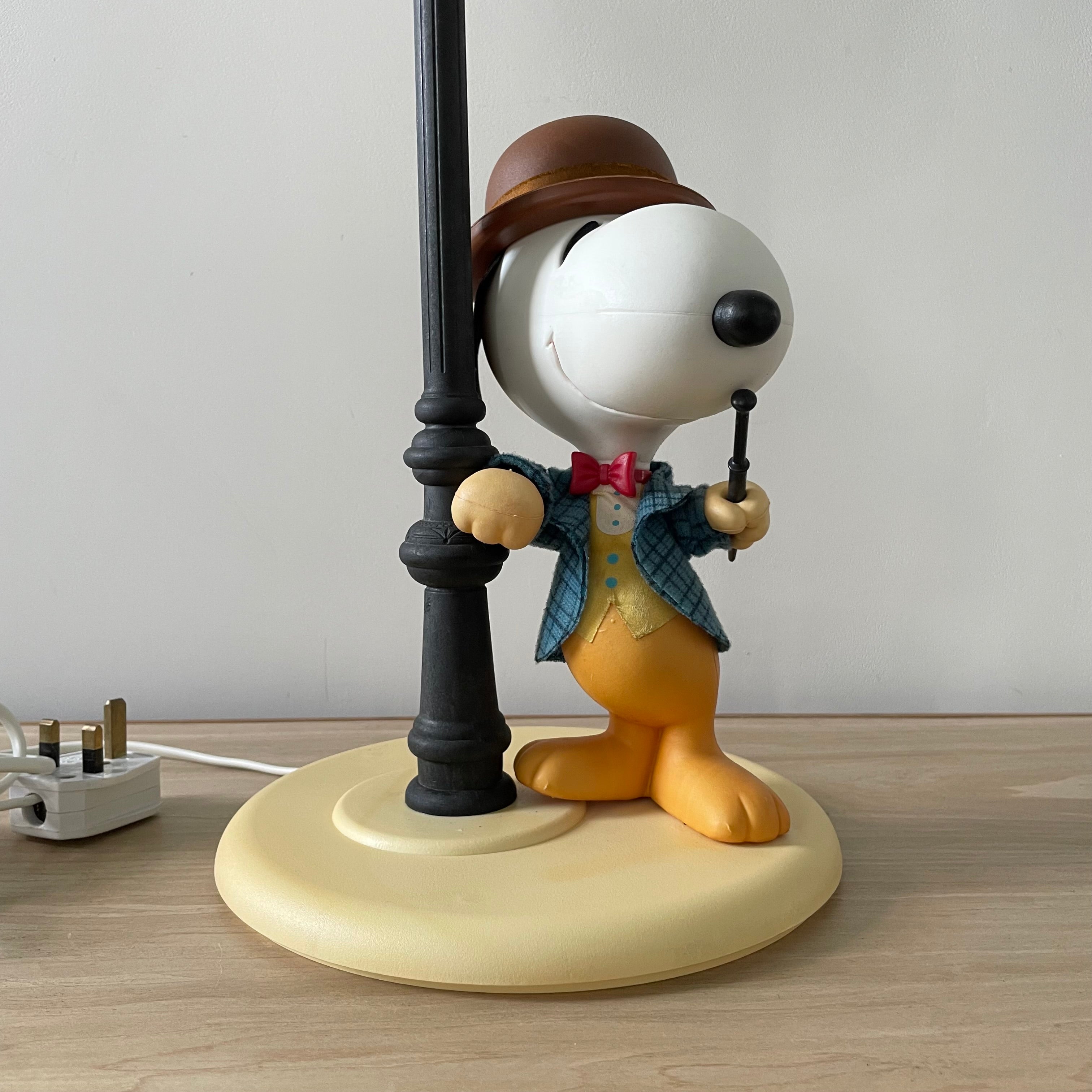 Nuova Linea Zero Snoopy Lamppost Table Lamp – 1970s Vintage Peanuts Collectible