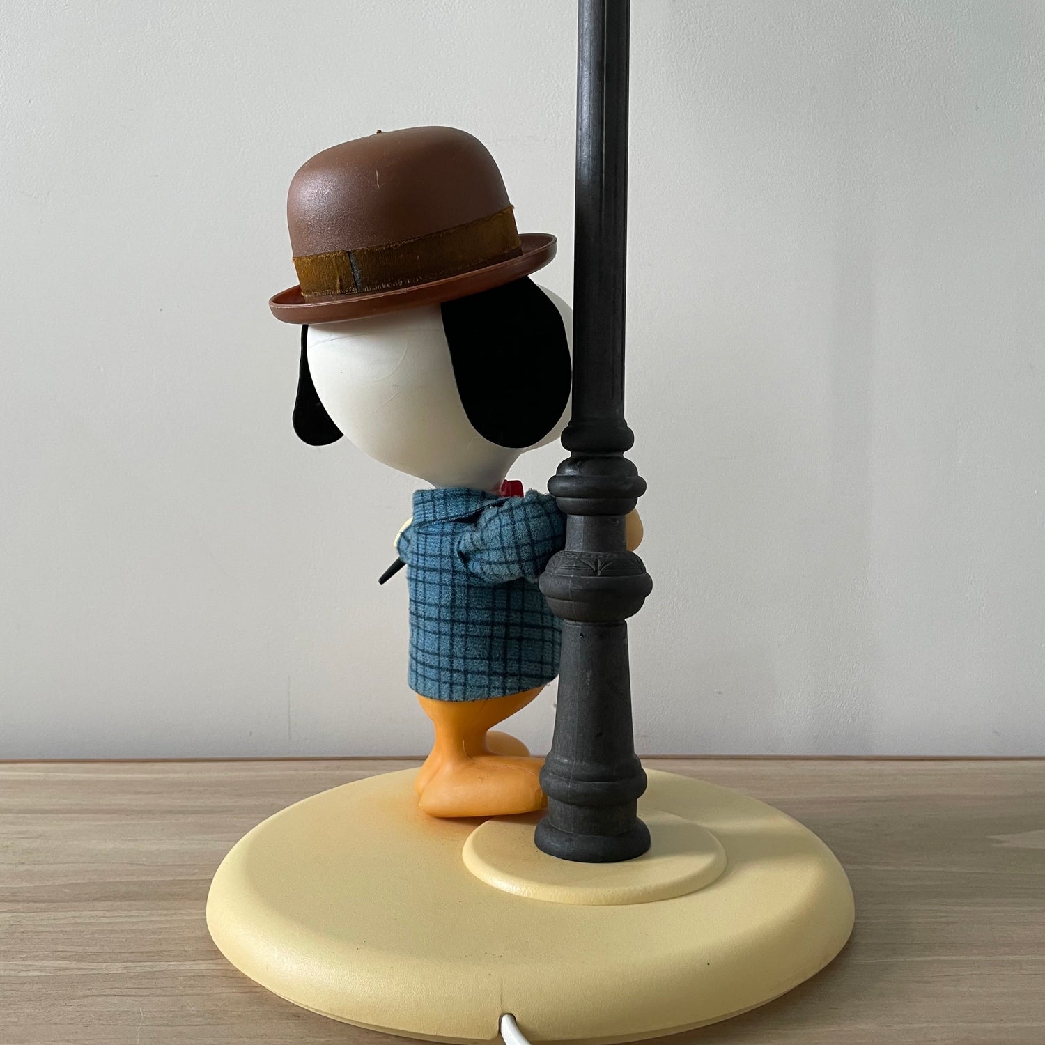 Nuova Linea Zero Snoopy Lamppost Table Lamp – 1970s Vintage Peanuts Collectible