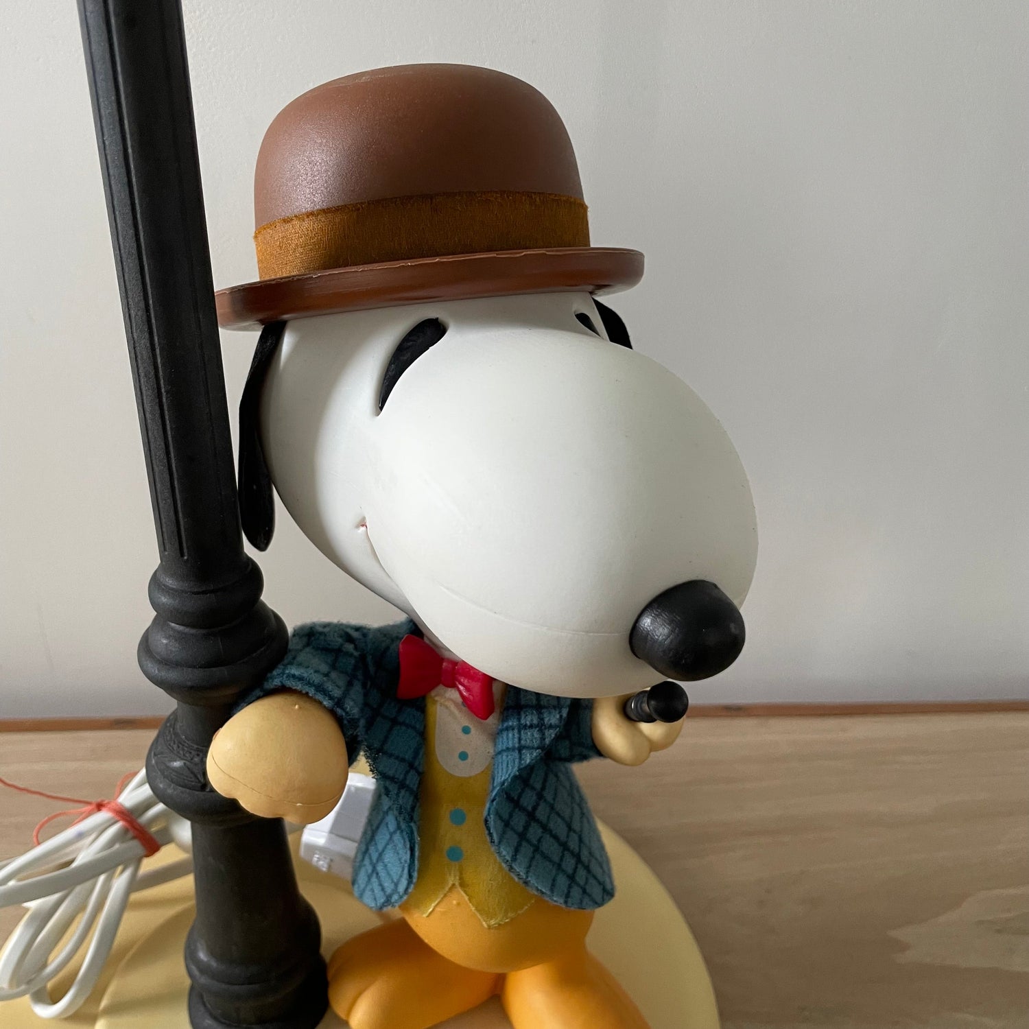 Nuova Linea Zero Snoopy Lamppost Table Lamp – 1970s Vintage Peanuts Collectible