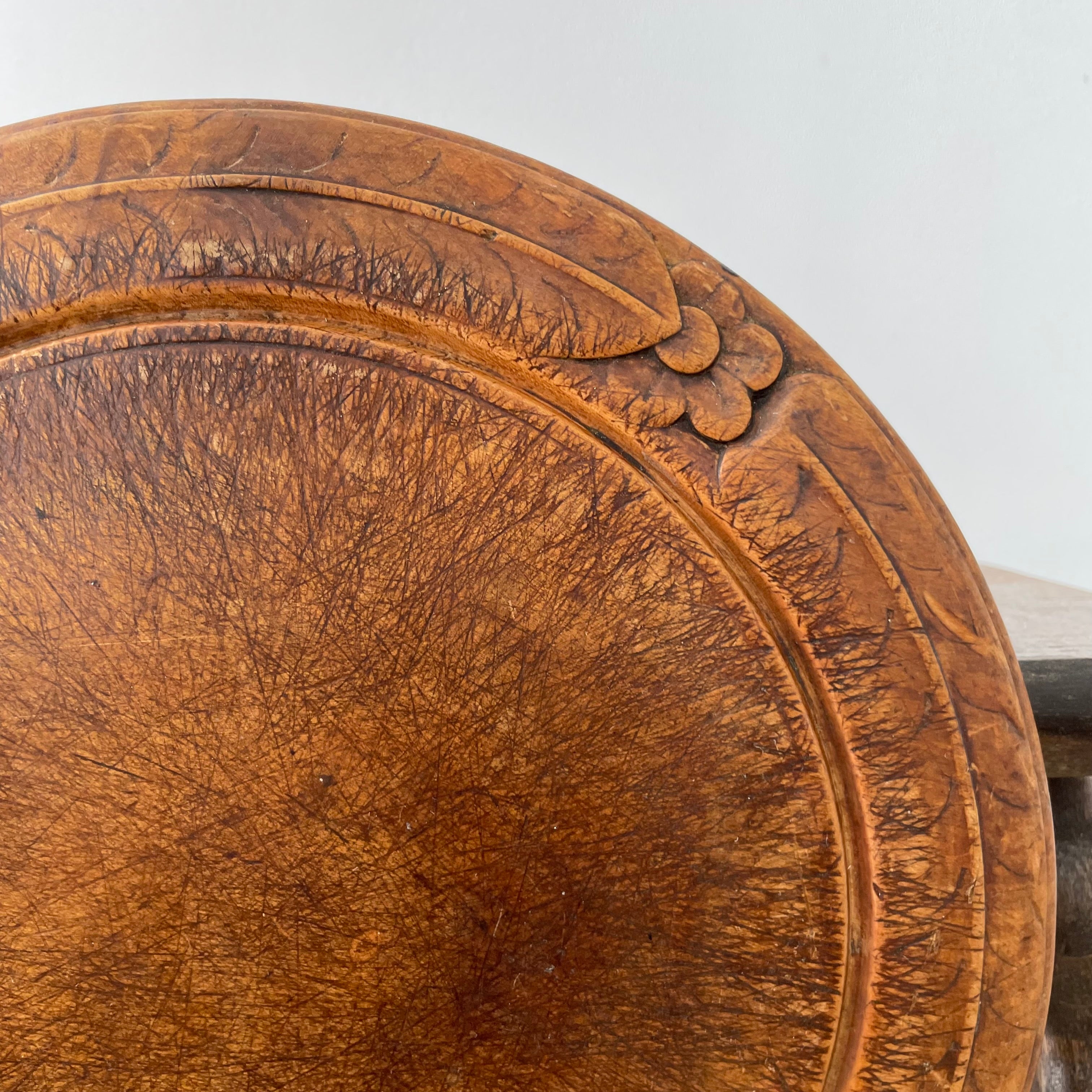 Antique Victorian Breadboard – Hand Carved Floral &amp; Leaf Border – Rich Patina