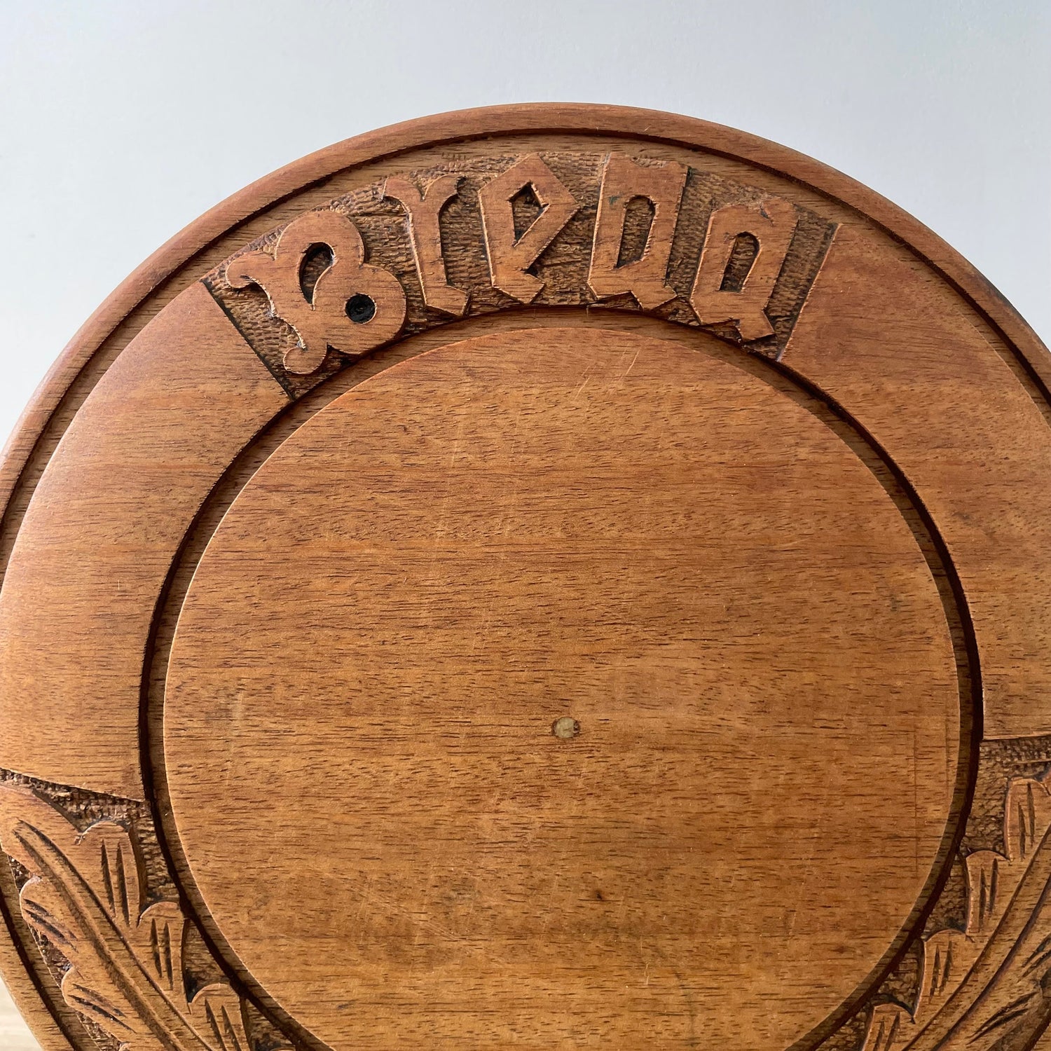 Vintage Carved Wooden Breadboard – Gothic “Bread” Script &amp; Leaf Design