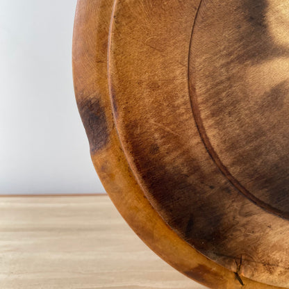 Antique Edwardian Carved Wooden Breadboard – Early 20th Century Kitchenalia