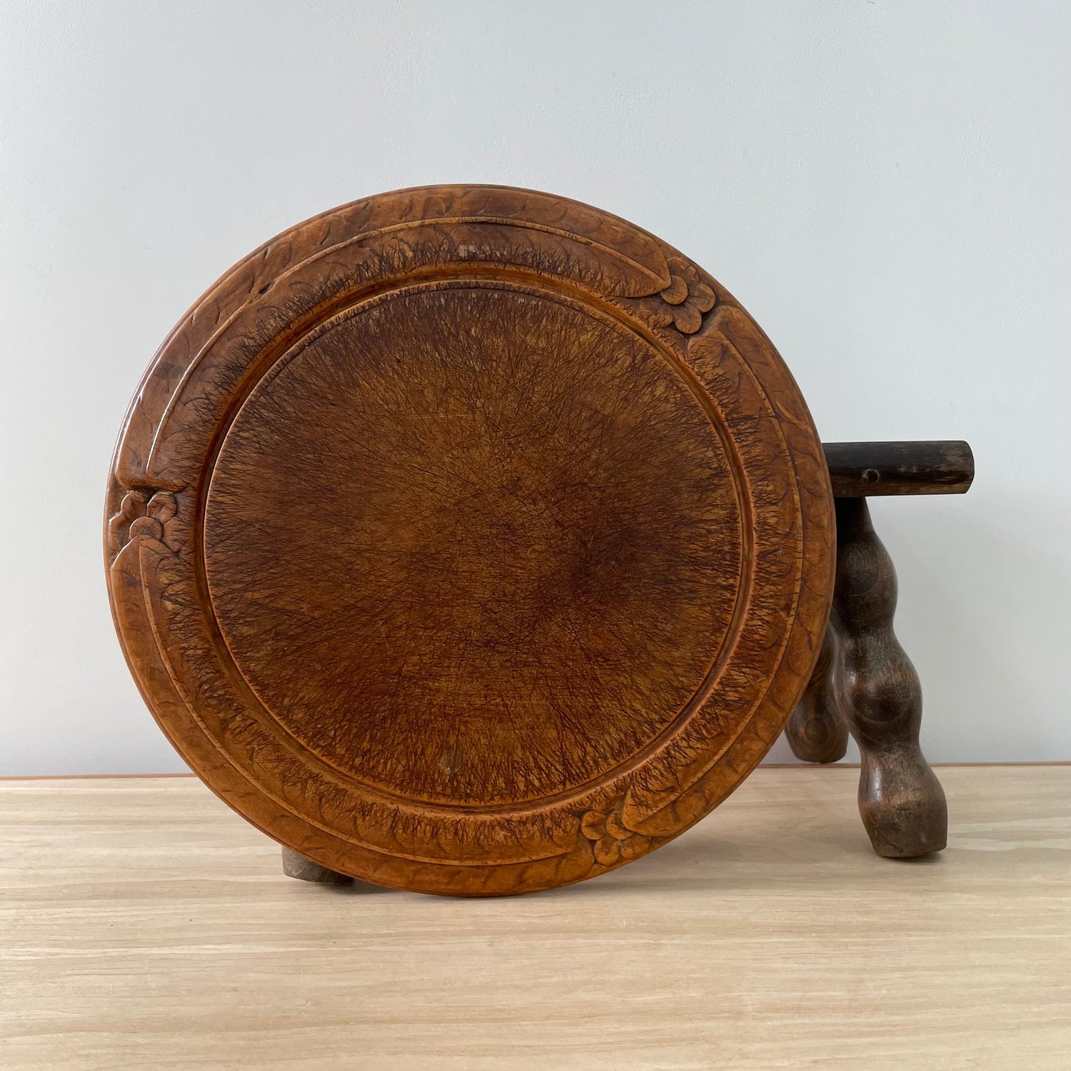 Antique Victorian Breadboard – Hand Carved Floral &amp; Leaf Border – Rich Patina