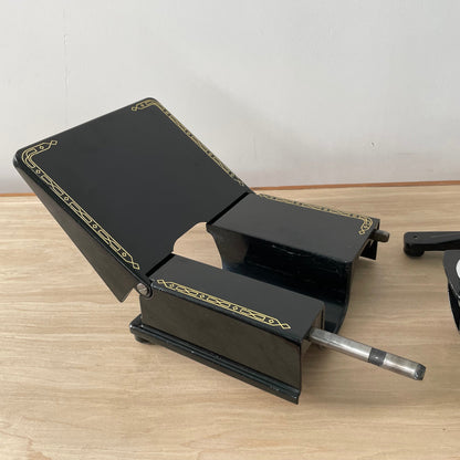 1960 Singer 222k Featherweight Sewing Machine Red “S”