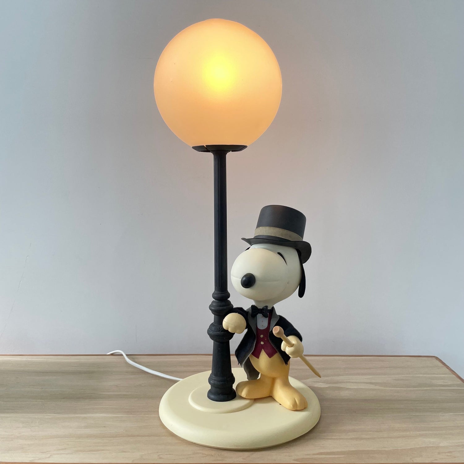 Vintage 1970s Nuova Linea Zero Snoopy Lamp Italy - Peanuts Top Hat Cane Light