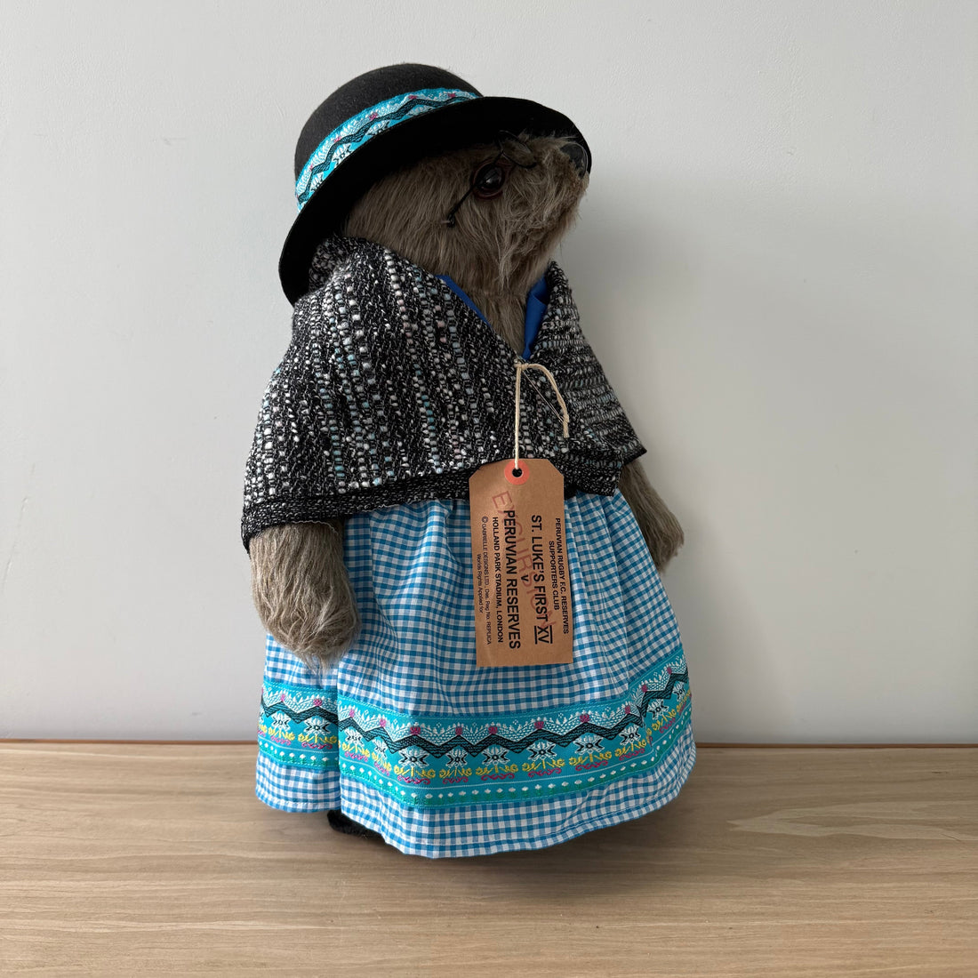 Vintage Gabrielle Designs Aunt Lucy Paddington Bear – Original Coin, Replacement Clothes