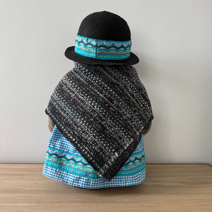 Vintage Gabrielle Designs Aunt Lucy Paddington Bear – Original Coin, Replacement Clothes