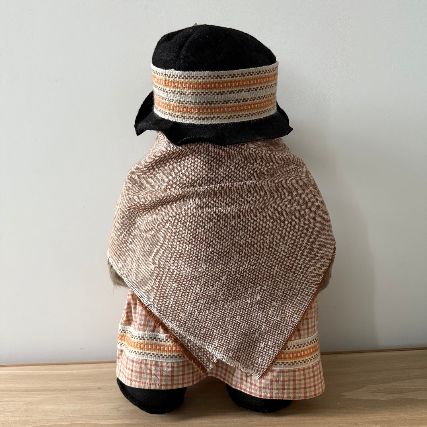 Vintage Gabrielle Designs Aunt Lucy Paddington Bear – Original Outfit