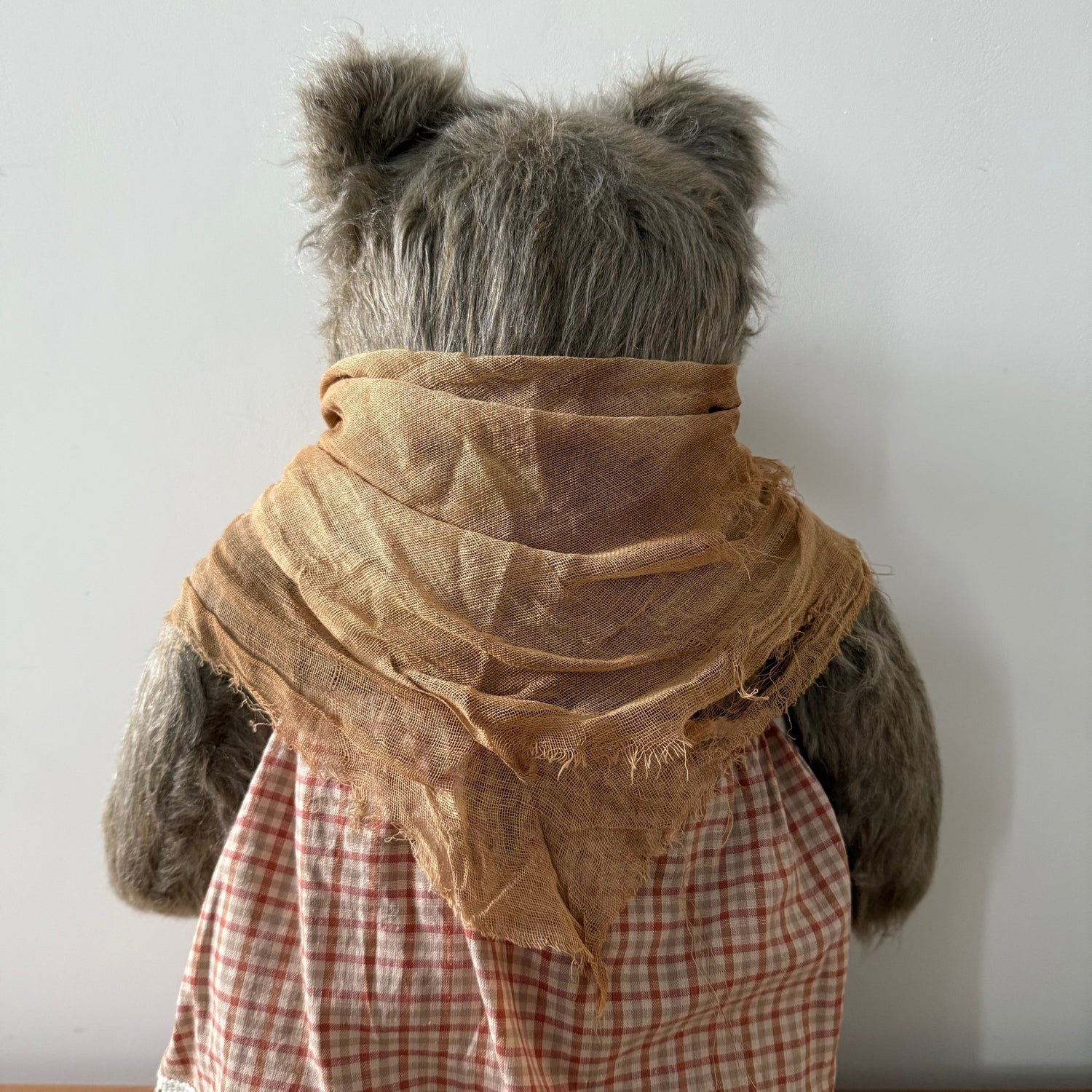 Vintage Gabrielle Designs Aunt Lucy Paddington Bear – Original Outfit