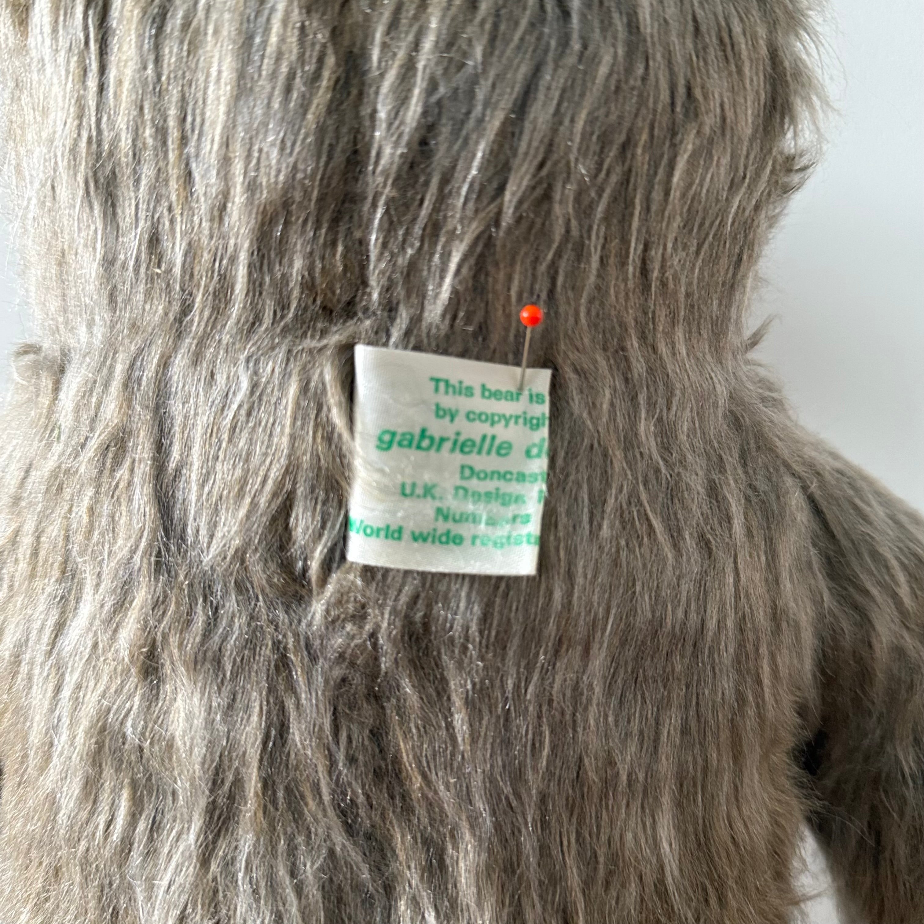 Vintage Gabrielle Designs Aunt Lucy Paddington Bear – Original Outfit