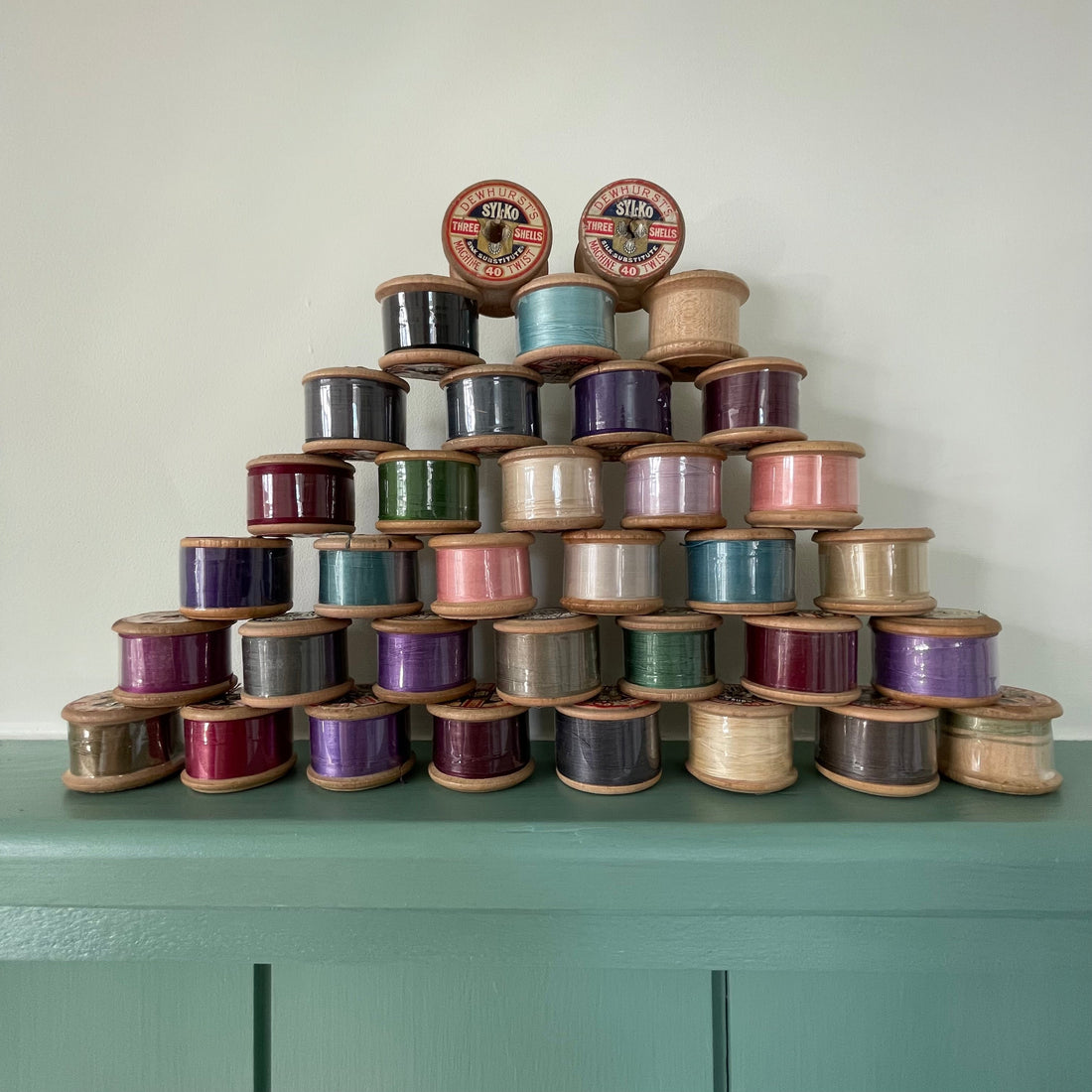 Dewhurst Sylko - Dumpy Wooden Reels - D1-500 -  COLOURS ADDED