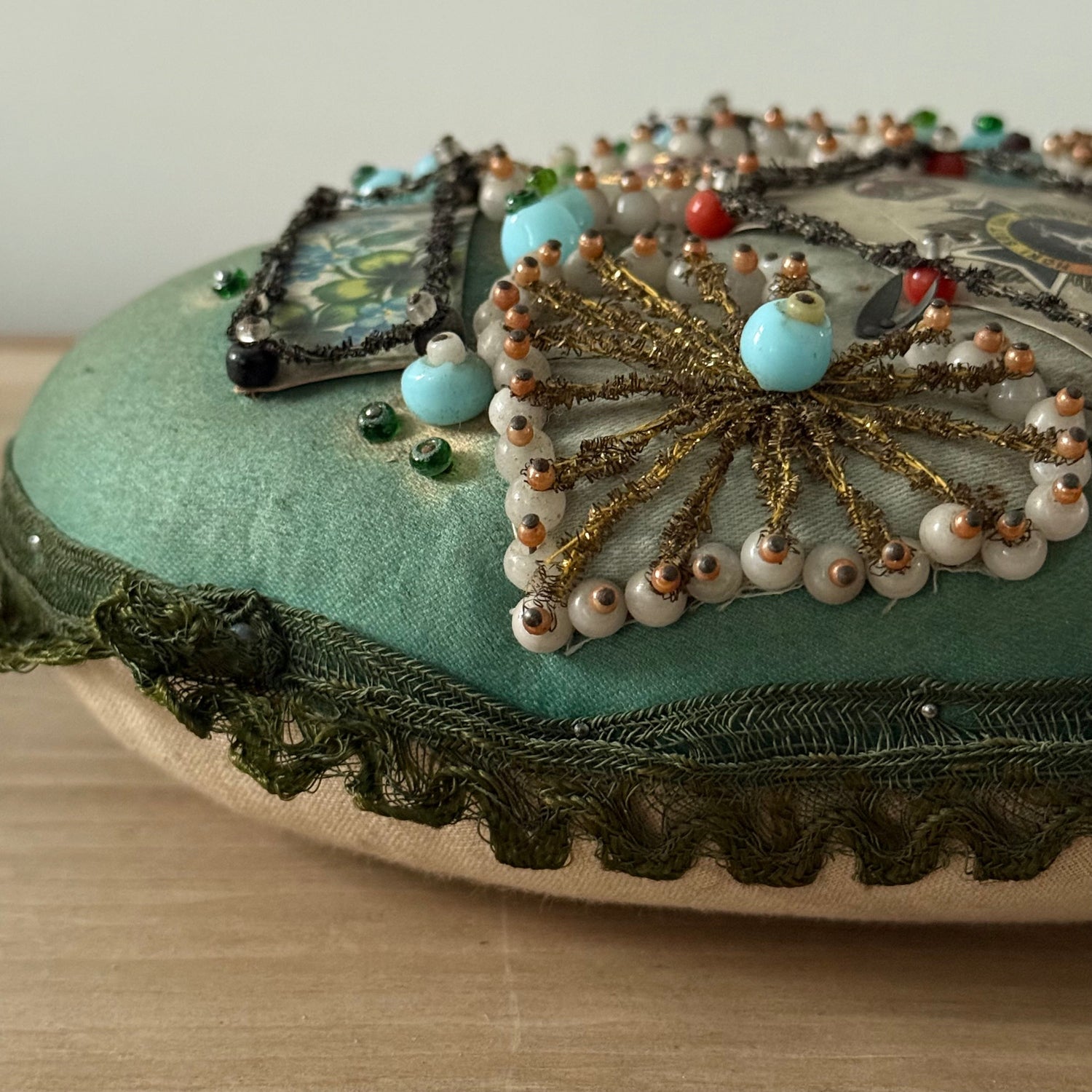 WW1 Bedfordshire Regiment Sweetheart Pincushion Beaded Heart Patriotic Textile