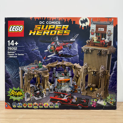 Lego Dc Comics Super Heroes 76052 Classic TV Series Batcave Complete Set