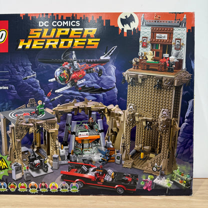Lego Dc Comics Super Heroes 76052 Classic TV Series Batcave Complete Set
